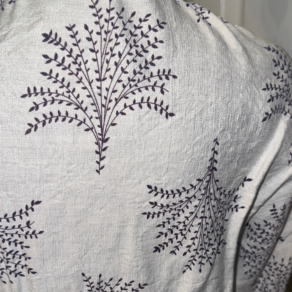 Elegant Cream and Purple Floral Button Down Shirt - Picture 11 of 16